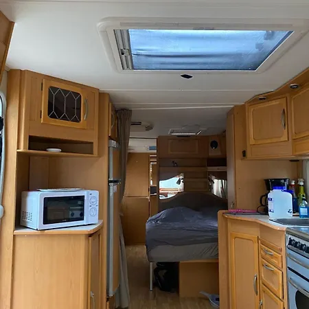 Caravan * Tornio